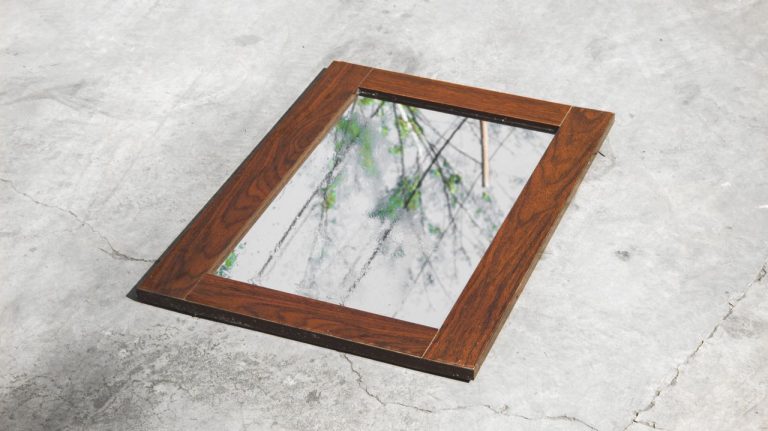 Miroir piqué